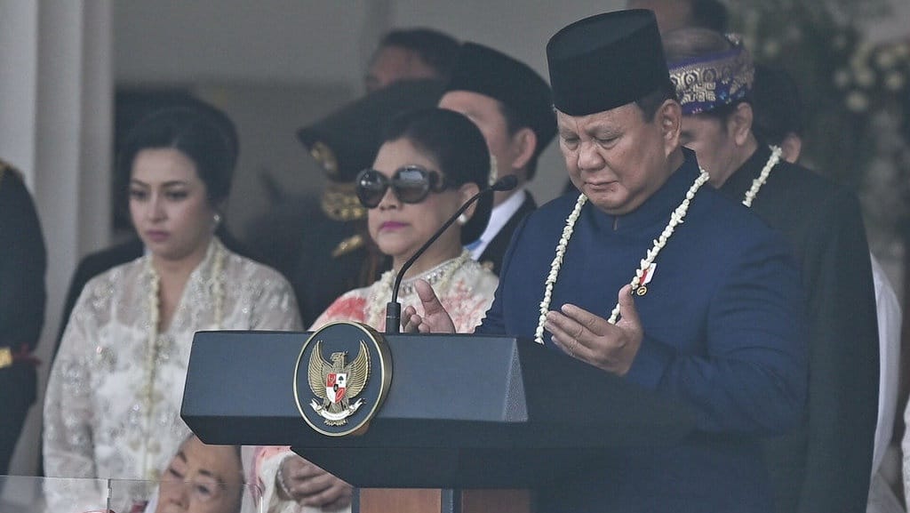 Prabowo Ajak Warga Doakan Korban Gempa NTT di HUT ke-81 RI Prabowo Ajak Warga Doakan Korban Gempa NTT di HUT ke-81 RI