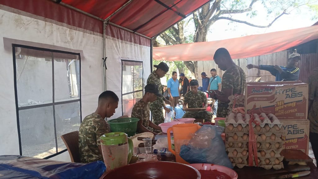 Dapur Umum Kemensos Mulai Beroperasi di Kabupaten Nagekeo, NTT Dapur Umum Kemensos Mulai Beroperasi di Kabupaten Nagekeo, NTT