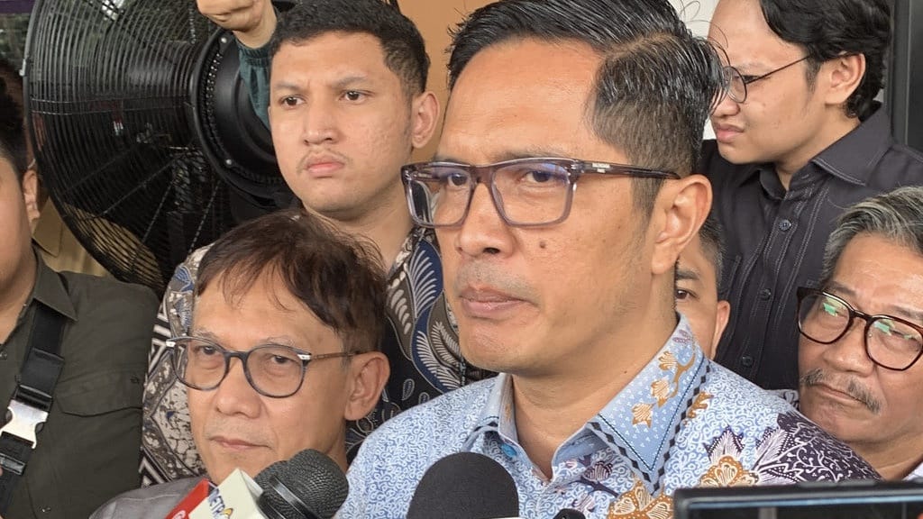 Tim Pengacara Febrie Minta Barang Sitaan Dikembalikan Tim Pengacara Febrie Minta Barang Sitaan Dikembalikan