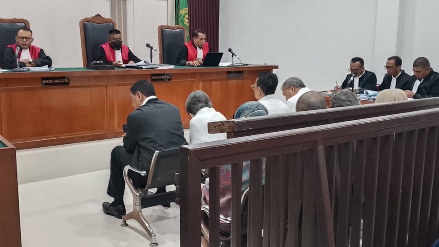Kasus Kredit Sawit Rp922 M, 8 Eks Staf Bank BUMN Sidang Perdana Kasus Kredit Sawit Rp922 M, 8 Eks Staf Bank BUMN Sidang Perdana
