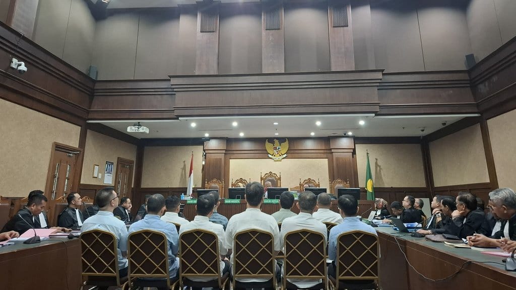Eks Pejabat Bea Cukai & Kemenperin Didakwa Korupsi CPO Rp7,3 T Eks Pejabat Bea Cukai & Kemenperin Didakwa Korupsi CPO Rp7,3 T