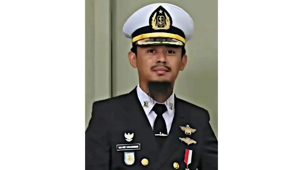 Profil Ashari S, Kapten Kapal Asal Gowa Disandera di Somalia Profil Ashari S, Kapten Kapal Asal Gowa Disandera di Somalia