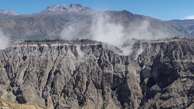 Gempa M6,7 Guncang Peru: 2 Orang Luka dan 29 Bangunan Rusak Gempa M6,7 Guncang Peru: 2 Orang Luka dan 29 Bangunan Rusak