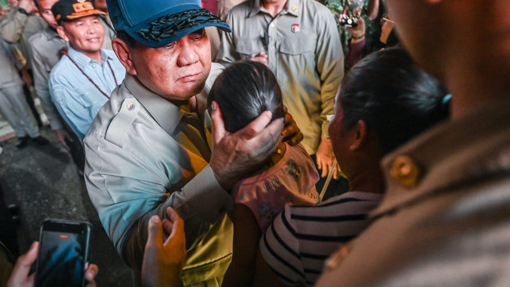 Prabowo Kirim Pompa, Motor Trail, dan Heli Atasi Karhutla Sumsel Prabowo Kirim Pompa, Motor Trail, dan Heli Atasi Karhutla Sumsel