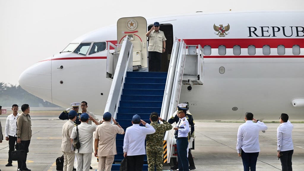 Prabowo Bertolak ke Jombang, akan Buka Muktamar ke-35 NU Prabowo Bertolak ke Jombang, akan Buka Muktamar ke-35 NU