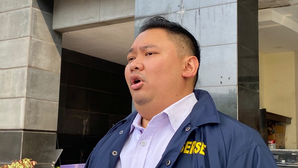Rekonstruksi Kasus Ojol Tangerang: Korban Ditusuk saat Tidur Rekonstruksi Kasus Ojol Tangerang: Korban Ditusuk saat Tidur