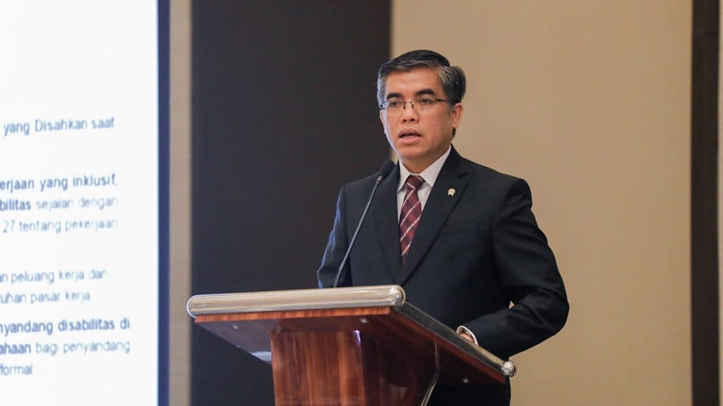 Hadapi Era AI, Menaker Dorong Pekerja ASEAN Naik Level Hadapi Era AI, Menaker Dorong Pekerja ASEAN Naik Level