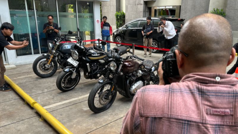 KPK Sita 3 Motor Gede dari Tersangka Kasus Korupsi Bea Cukai KPK Sita 3 Motor Gede dari Tersangka Kasus Korupsi Bea Cukai