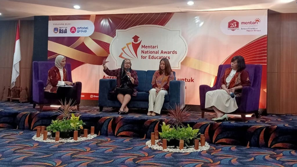 Mentari Group Berikan Penghargaan ke Guru Lewat Ajang MNAE 2026 Mentari Group Berikan Penghargaan ke Guru Lewat Ajang MNAE 2026