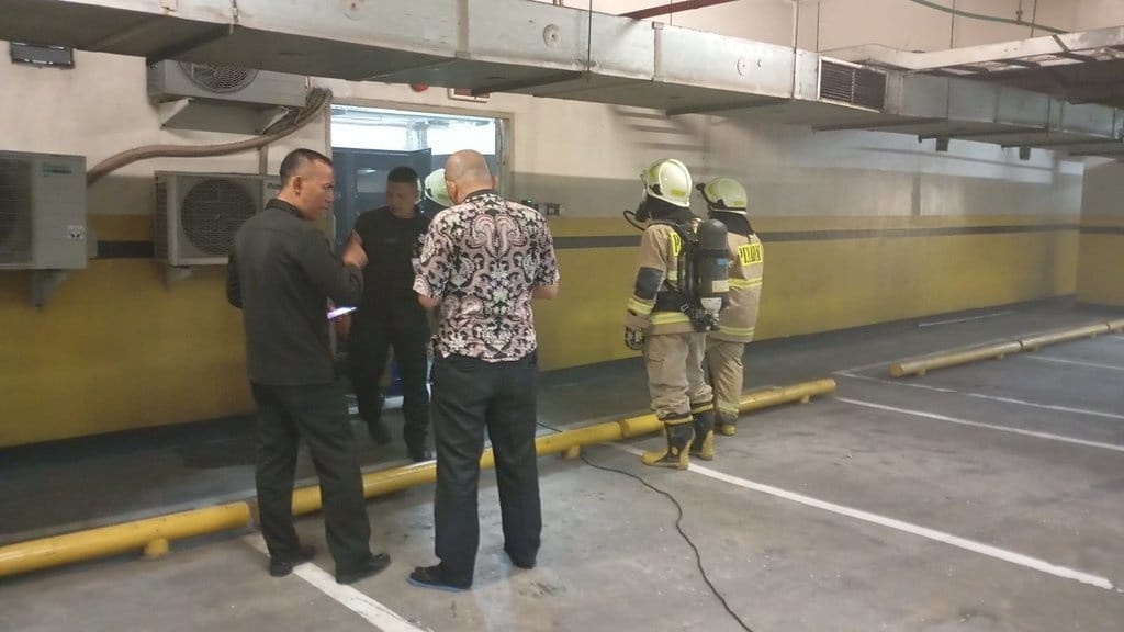 Gedung KPK Dilaporkan Kebakaran, Ternyata Sedang Fogging Gedung KPK Dilaporkan Kebakaran, Ternyata Sedang Fogging