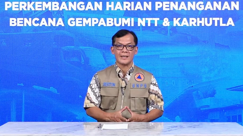 Jepang Kirim 3 Helikopter Bantu Tangani Karhutla di Kalimantan Jepang Kirim 3 Helikopter Bantu Tangani Karhutla di Kalimantan