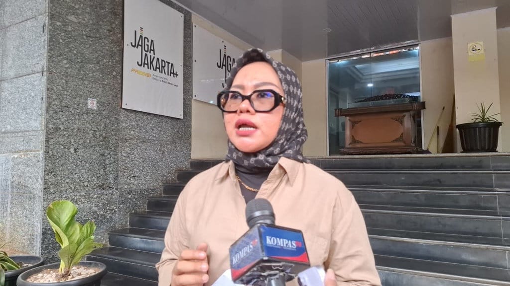Keluarga Sutrimo Tagih Hasil Ekshumasi ke Polda Metro Jaya Keluarga Sutrimo Tagih Hasil Ekshumasi ke Polda Metro Jaya