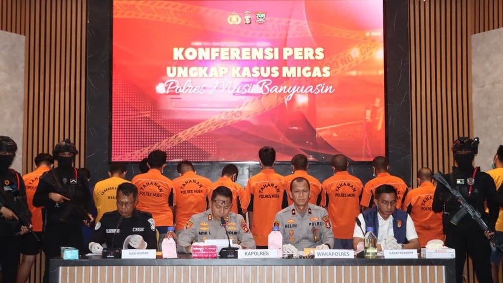 Polres Muba Bongkar Migas Ilegal, 419.600 Liter Minyak Disita Polres Muba Bongkar Migas Ilegal, 419.600 Liter Minyak Disita