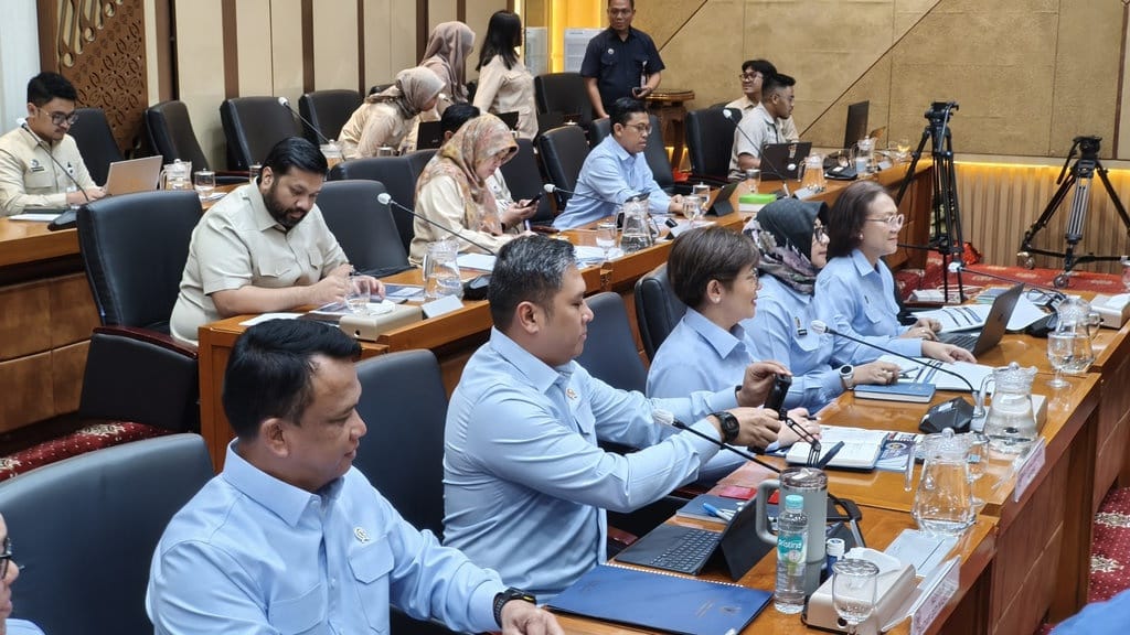 Anggaran MBG 2027 untuk Balita, Ibu Hamil dan Menyusui Rp33,5 T Anggaran MBG 2027 untuk Balita, Ibu Hamil dan Menyusui Rp33,5 T