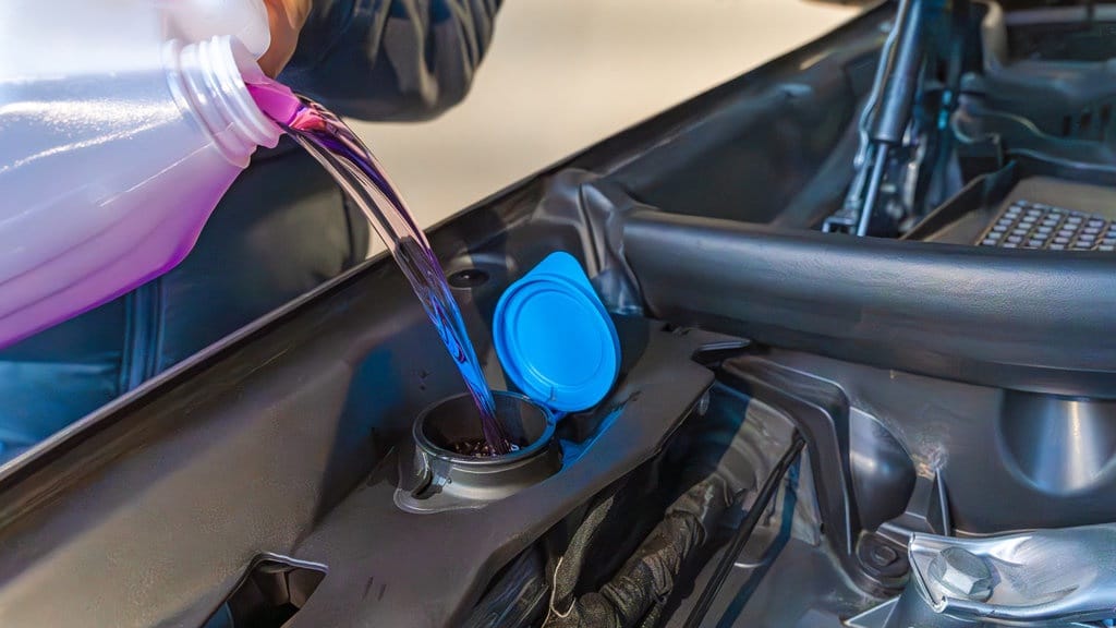 Air Biasa atau Coolant untuk Radiator Mobil, Lebih Baik Mana? Air Biasa atau Coolant untuk Radiator Mobil, Lebih Baik Mana?