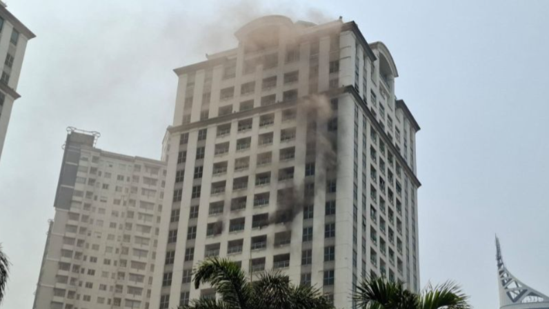 Listrik Mati 2 Kali Sebelum Kebakaran di Apartemen Pavilion Listrik Mati 2 Kali Sebelum Kebakaran di Apartemen Pavilion