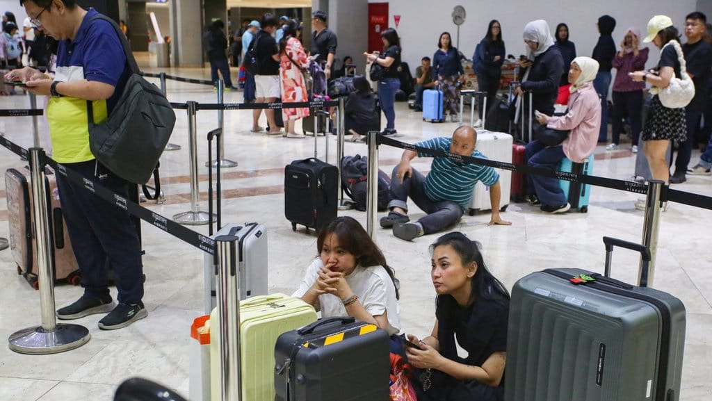 Daftar Bandara yang Ditutup Imbas Abu Vulkanik Anak Krakatau Daftar Bandara yang Ditutup Imbas Abu Vulkanik Anak Krakatau