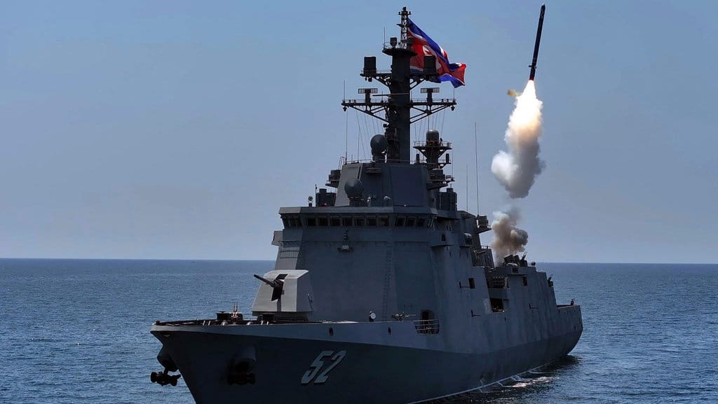 Korea Utara Resmikan Kapal Perusak Berkemampuan Nuklir Kang Kon Korea Utara Resmikan Kapal Perusak Berkemampuan Nuklir Kang Kon