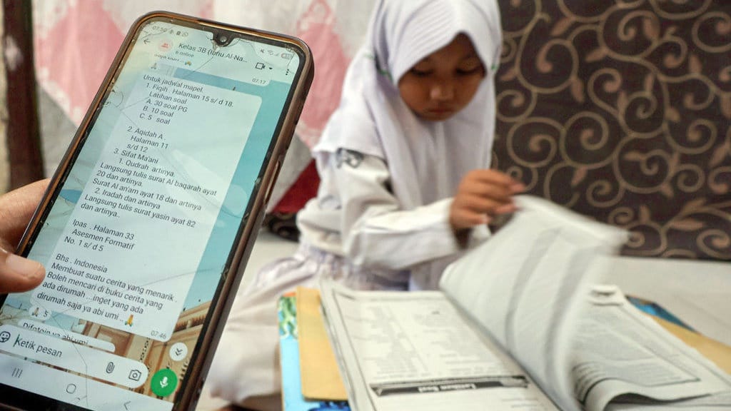 Daftar Daerah yang PJJ karena Erupsi Gunung Anak Krakatau Daftar Daerah yang PJJ karena Erupsi Gunung Anak Krakatau