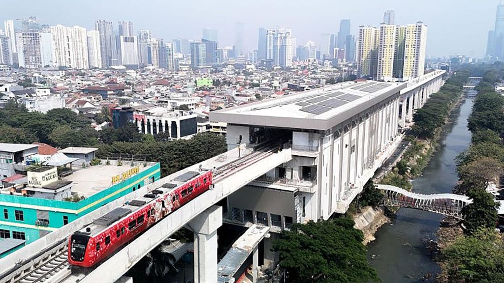 LRT Jakarta Rute Manggarai-Velodrome Resmi Beroperasi Hari Ini LRT Jakarta Rute Manggarai-Velodrome Resmi Beroperasi Hari Ini