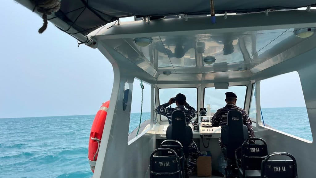 Prabowo Perintahkan TNI AL Cari Jurnalis-Kru Hilang di Krakatau Prabowo Perintahkan TNI AL Cari Jurnalis-Kru Hilang di Krakatau