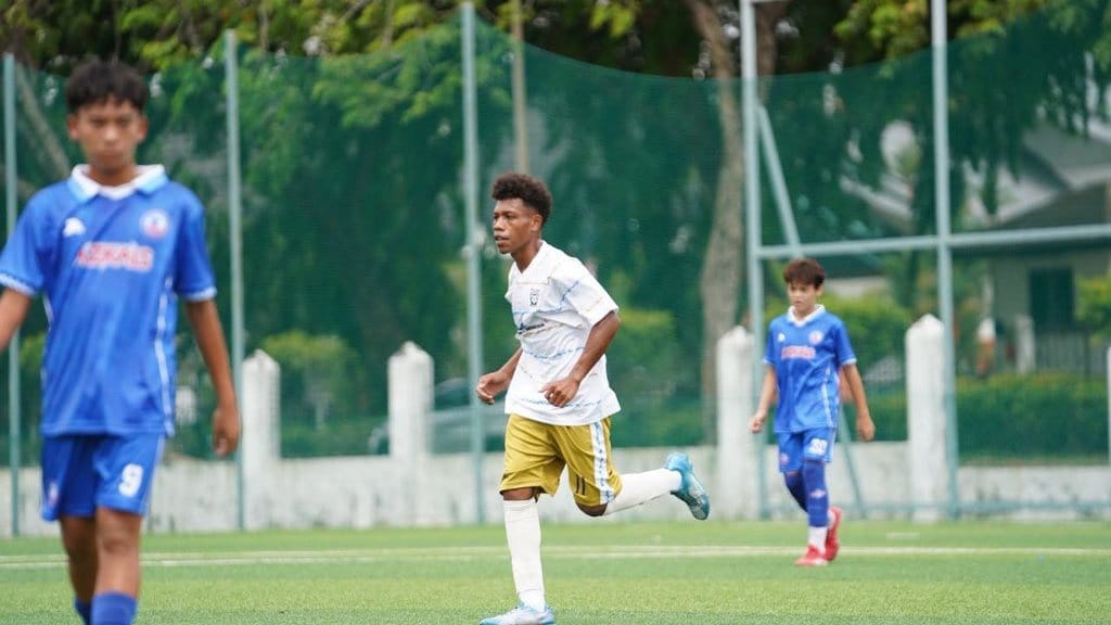 Tiga Talenta Papua Football Academy Dipanggil Timnas U-16 Tiga Talenta Papua Football Academy Dipanggil Timnas U-16