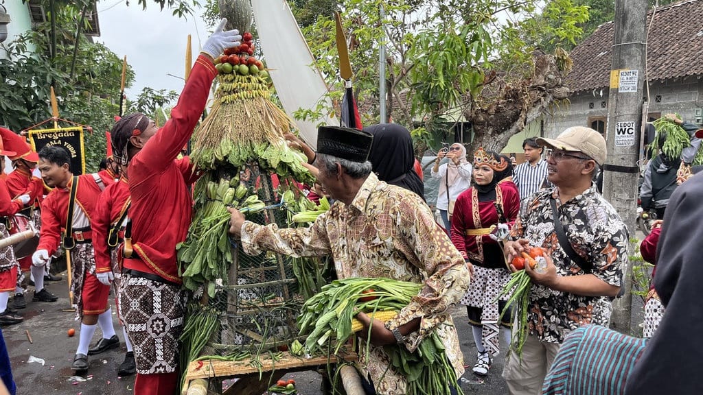 Kenduri Banyu Udan, Upaya Kolektif Merawat Air Menuju Swasembada Kenduri Banyu Udan, Upaya Kolektif Merawat Air Menuju Swasembada