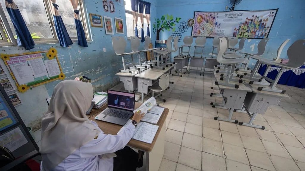 PJJ Tak Efektif, Pemkot Palembang Pertimbangkan Kelas Tatap Muka PJJ Tak Efektif, Pemkot Palembang Pertimbangkan Kelas Tatap Muka