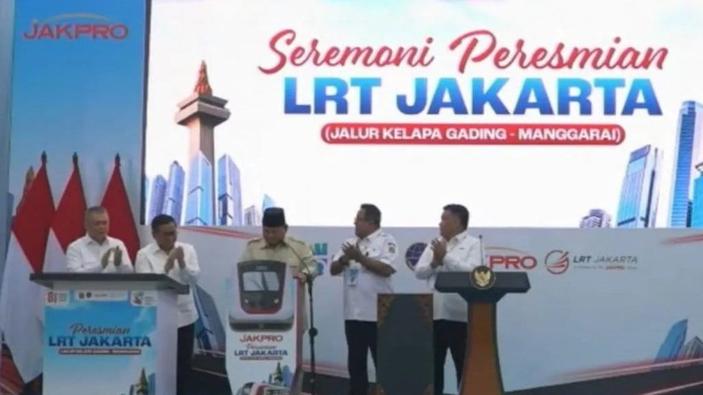Prabowo Akui Bisa Kerja Sama dengan Pramono meski Beda Partai Prabowo Akui Bisa Kerja Sama dengan Pramono meski Beda Partai