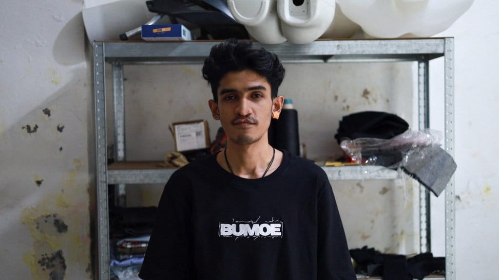Menyulap Jeans Bekas Menjadi Cuan, Cara Gen Z Merajut Peluang Menyulap Jeans Bekas Menjadi Cuan, Cara Gen Z Merajut Peluang
