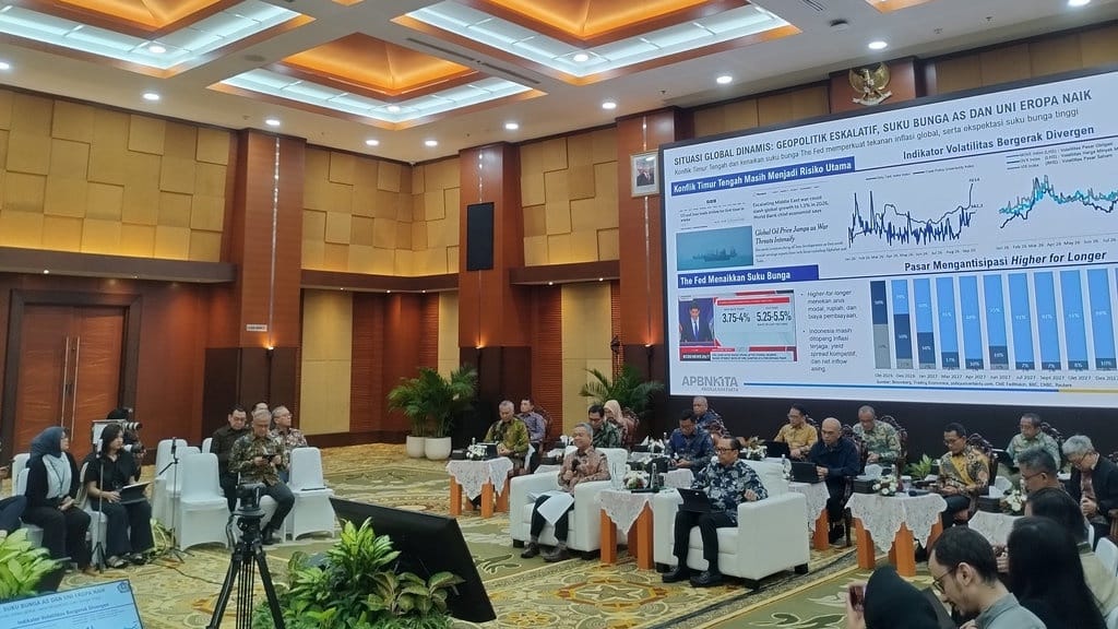 Defisit APBN Agustus 2026 Naik ke 0,93% PDB atau Rp240,1 Triliun Defisit APBN Agustus 2026 Naik ke 0,93% PDB atau Rp240,1 Triliun