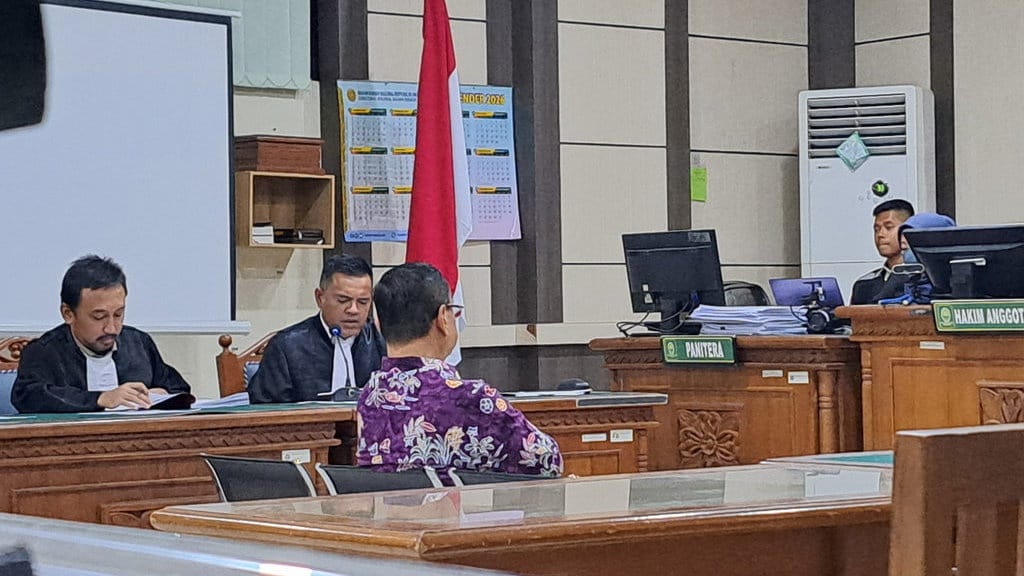 Bupati Sudewo Dituntut 8,5 Tahun Bui dan Dicabut Hak Politiknya Bupati Sudewo Dituntut 8,5 Tahun Bui dan Dicabut Hak Politiknya