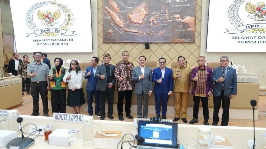 Mendagri Setujui RUU 15 Kabupaten/Kota Dibawa ke Paripurna DPR Mendagri Setujui RUU 15 Kabupaten/Kota Dibawa ke Paripurna DPR