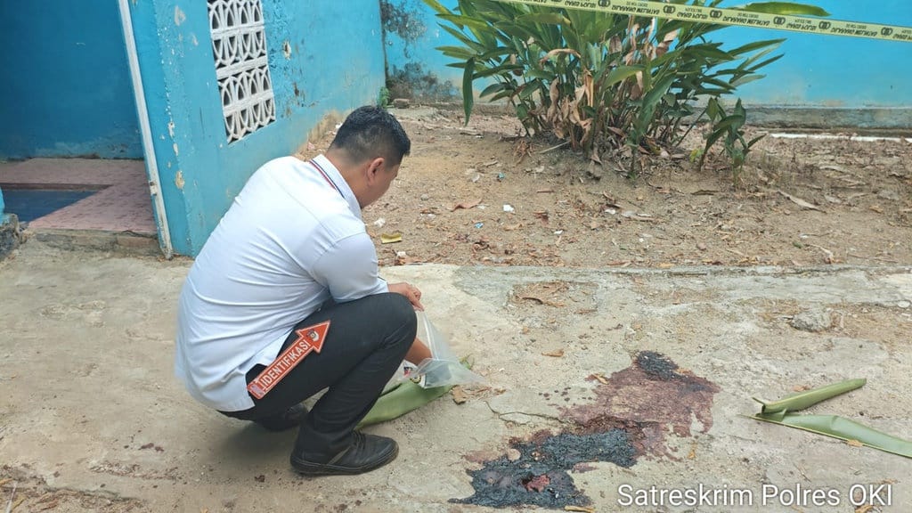 ASN OKI Tolak Beri Uang Obat Anak, Tewas Ditusuk Istri di Kantor ASN OKI Tolak Beri Uang Obat Anak, Tewas Ditusuk Istri di Kantor