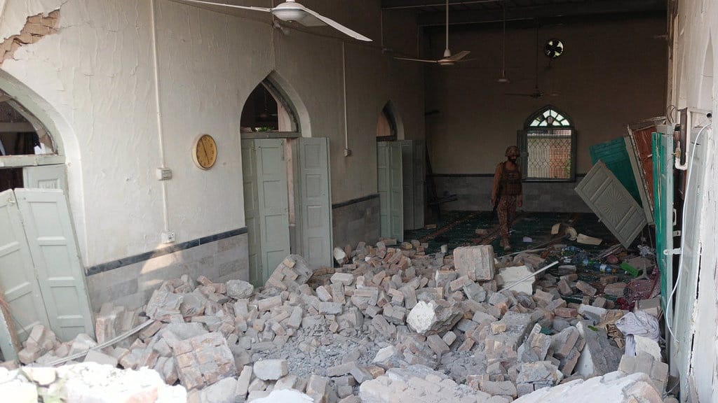 Kronologi Bom di Masjid Pakistan: 31 Tewas, Termasuk 16 Polisi Kronologi Bom di Masjid Pakistan: 31 Tewas, Termasuk 16 Polisi