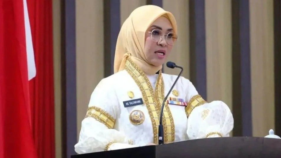 Kortastipidkor Polri Geledah Kantor dan Rumdin Bupati Gowa Kortastipidkor Polri Geledah Kantor dan Rumdin Bupati Gowa