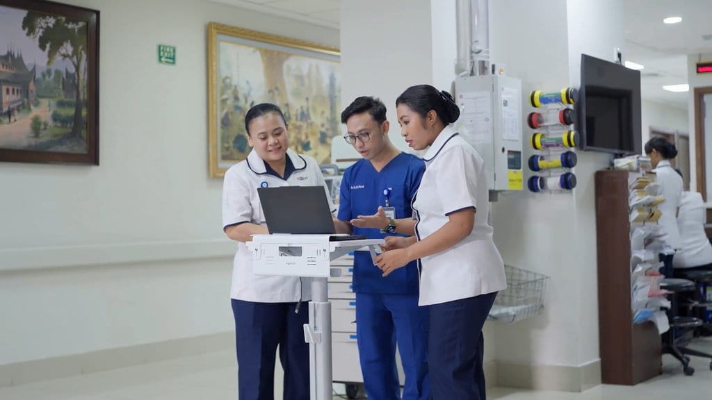 MRCCC Siloam Semanggi Raih Magnet® with Distinction dari ANCC MRCCC Siloam Semanggi Raih Magnet® with Distinction dari ANCC