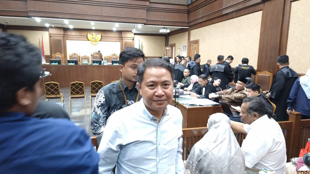 Saksi Ungkap Pembagian Kuota Haji Tambahan 50:50 Arahan Jokowi Saksi Ungkap Pembagian Kuota Haji Tambahan 50:50 Arahan Jokowi
