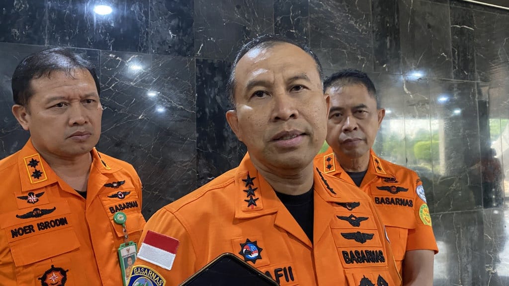 Update Evakuasi KM Virgo: 150 Orang Ditemukan, 93 Masih Dicari Update Evakuasi KM Virgo: 150 Orang Ditemukan, 93 Masih Dicari