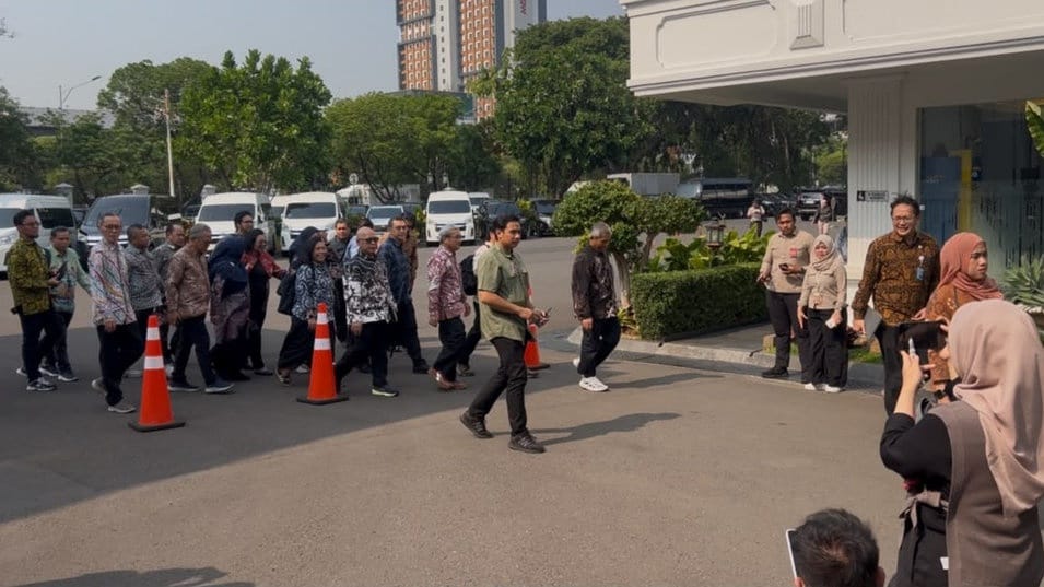 Pakar dan Akademisi Temui Prabowo di Istana, Bahas Karhutla Pakar dan Akademisi Temui Prabowo di Istana, Bahas Karhutla