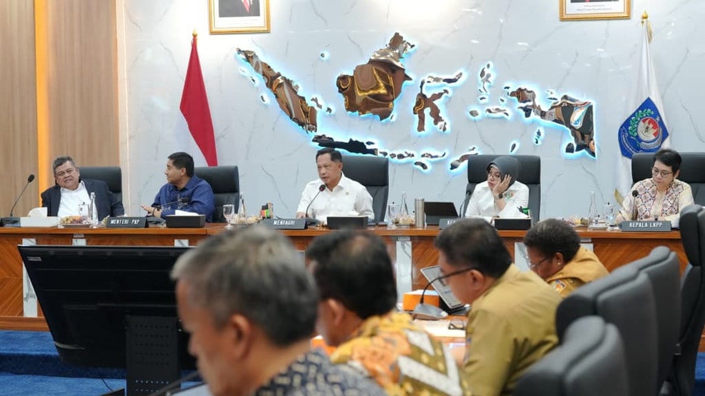 Mendagri Bahas Rencana Bangun 2.200 Rumah di Papua Pegunungan Mendagri Bahas Rencana Bangun 2.200 Rumah di Papua Pegunungan