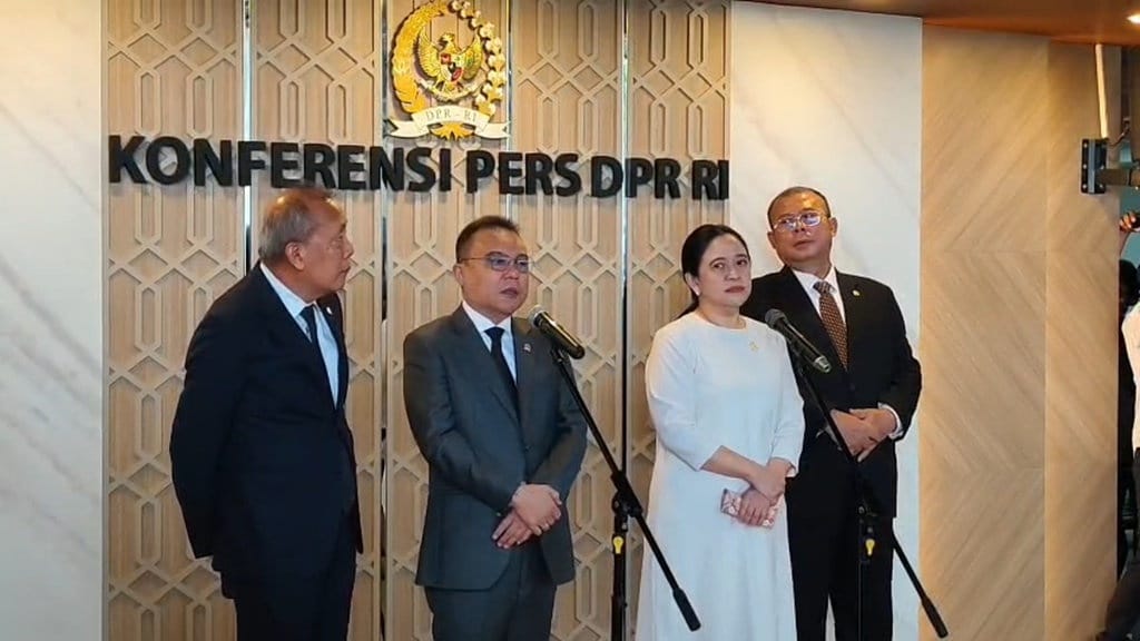 Pimpinan DPR akan Temui Perwakilan Massa Demo Buruh Pimpinan DPR akan Temui Perwakilan Massa Demo Buruh