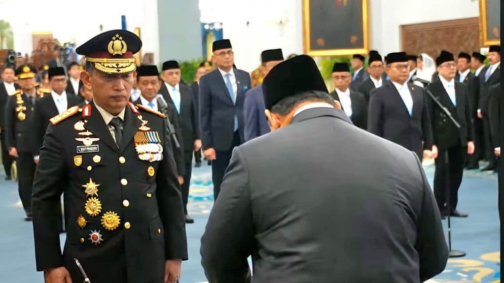 Rekam Jejak Listyo Sigit dari Kapolri hingga Jadi Kepala KSP Rekam Jejak Listyo Sigit dari Kapolri hingga Jadi Kepala KSP