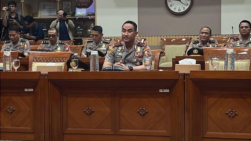 DPR RI Setujui Suyudi Jadi Calon Kapolri Baru secara Aklamasi DPR RI Setujui Suyudi Jadi Calon Kapolri Baru secara Aklamasi