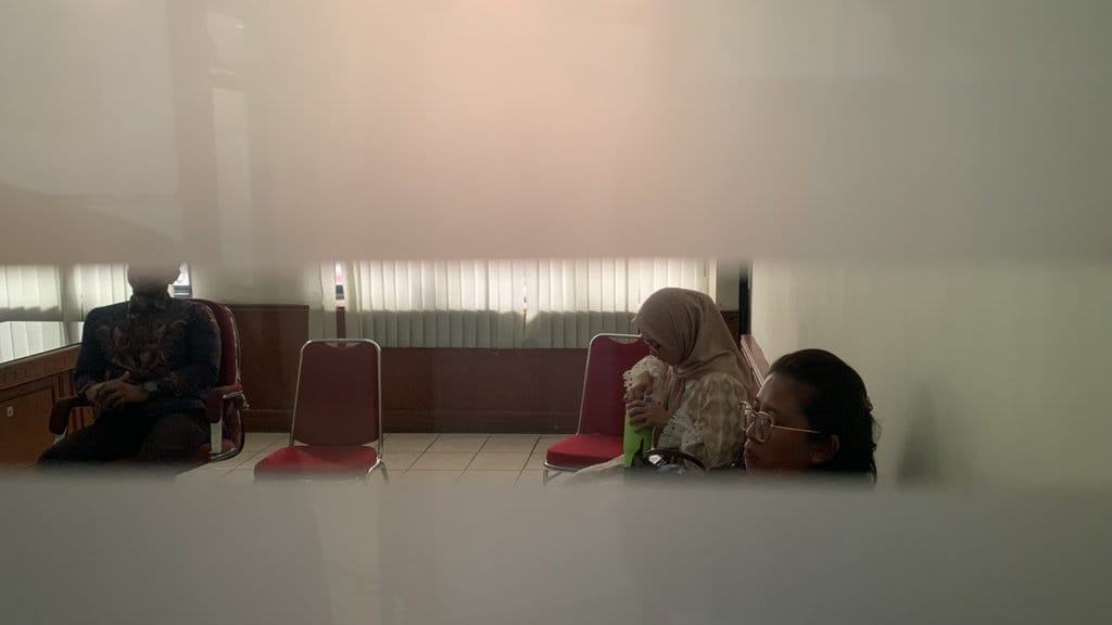 Ironi Gang Arus Cawang: 2 Pelecehan Anak Hanya Selang Sepekan Ironi Gang Arus Cawang: 2 Pelecehan Anak Hanya Selang Sepekan