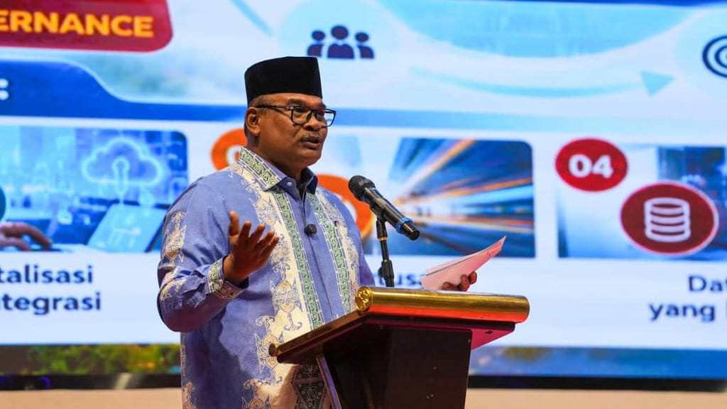 Safrizal Tekankan Lima Tantangan USK Hadapi Industri 5.0 Safrizal Tekankan Lima Tantangan USK Hadapi Industri 5.0