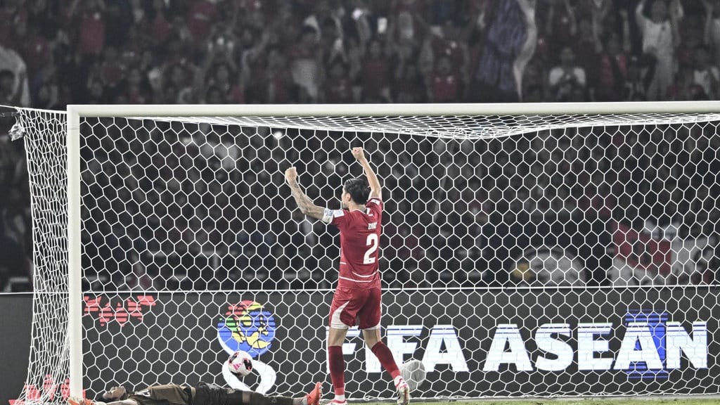 Euforia Warga Akhiri 35 Tahun Sepak Bola Indonesia Puasa Gelar Euforia Warga Akhiri 35 Tahun Sepak Bola Indonesia Puasa Gelar