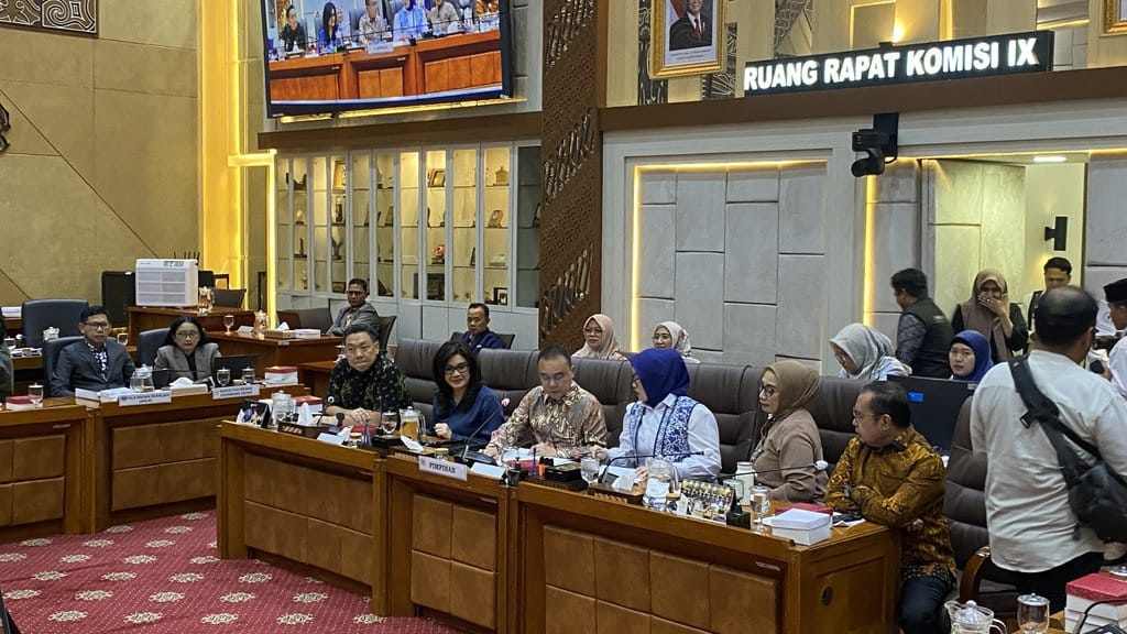 RUU Pelindungan Ketenagakerjaan Disetujui Dibawa ke Paripurna RUU Pelindungan Ketenagakerjaan Disetujui Dibawa ke Paripurna