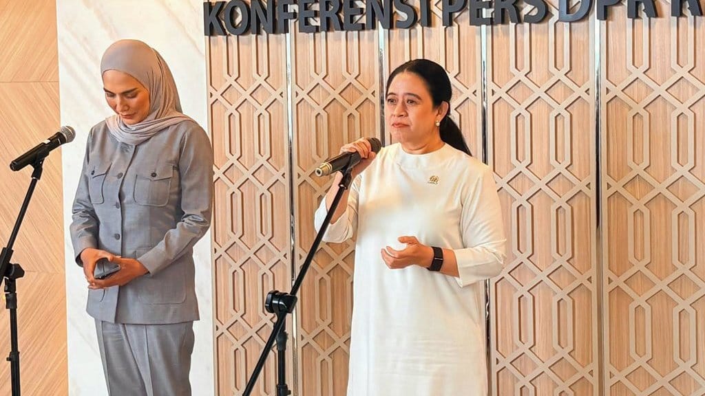 Puan Minta Polisi Tangkap Pelaku Teror terhadap Mahasiswa BEM UI Puan Minta Polisi Tangkap Pelaku Teror terhadap Mahasiswa BEM UI