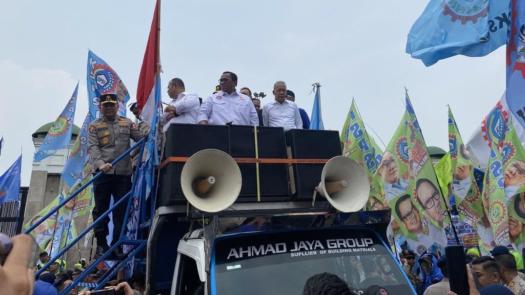 Dasco Sebut Prabowo Tunaikan Janji Sahkan UU Ketenagakerjaan Dasco Sebut Prabowo Tunaikan Janji Sahkan UU Ketenagakerjaan